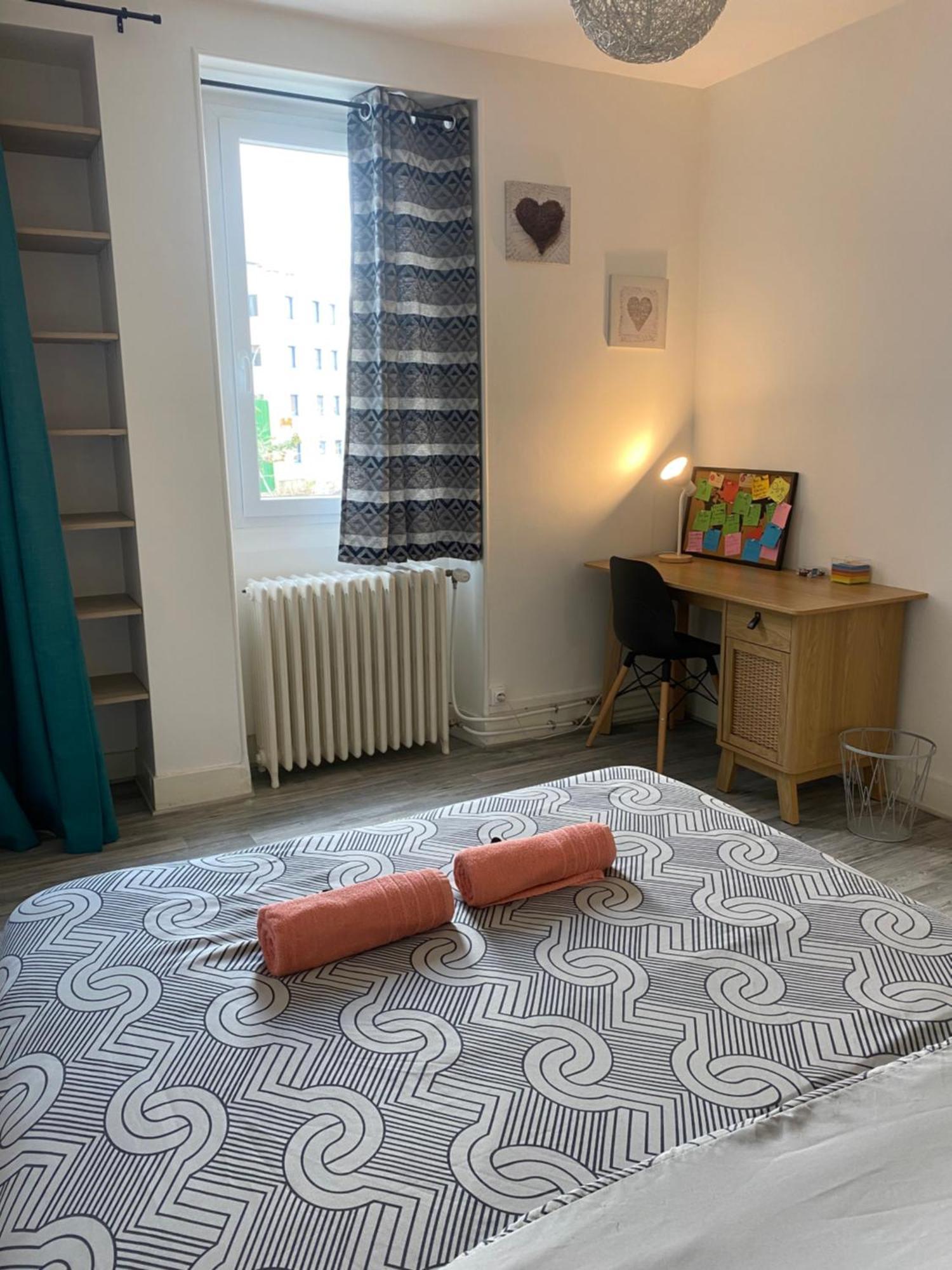 Verger - Parking Gratuit - Calme Chambery Bagian luar foto